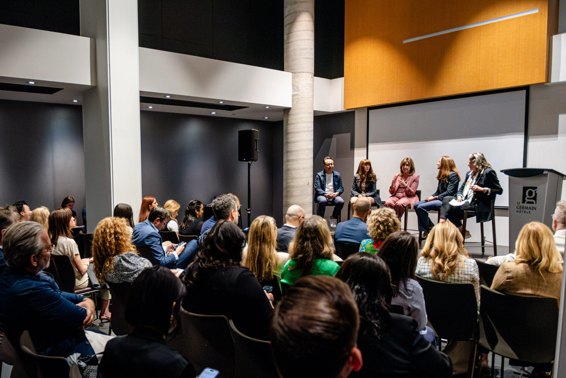 Vanda Provato, Simone Lumsden, David Lui, Anna Martini and Diane J. Brisebois at the C-Suite Marketing Summit.